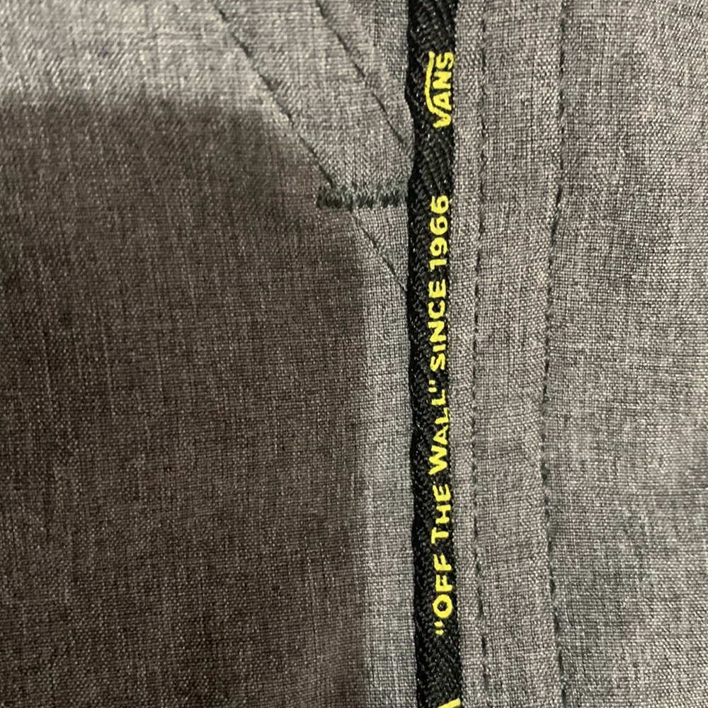 Vans - Picture 5 of 6